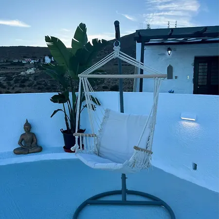 O Mylos 에르무폴리