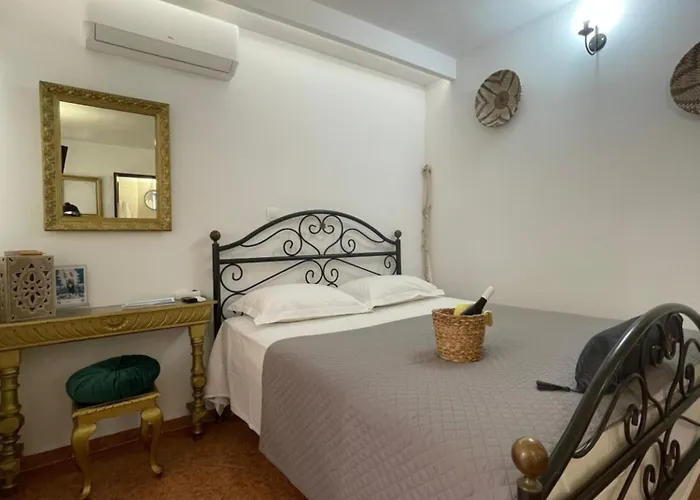 O Mylos Apartmán Ermupoli